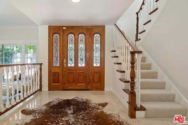 Northridge, CA 91324,19416 Kinzie ST