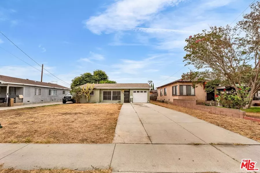 8753 Vans ST, Paramount, CA 90723
