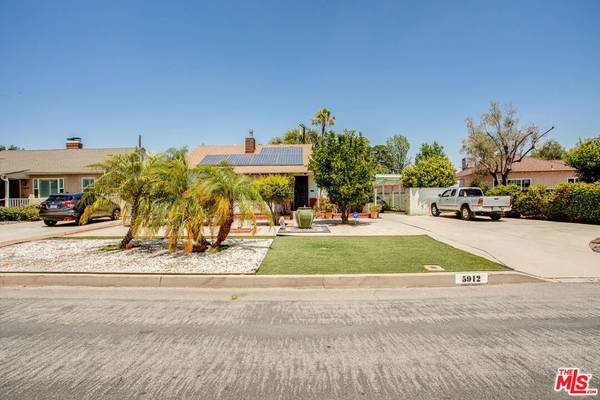 5912 Carpenter AVE, Valley Village, CA 91607
