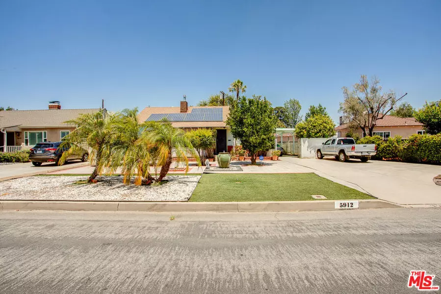 5912 Carpenter AVE, Valley Village, CA 91607