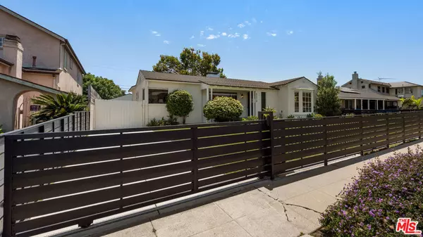 Los Angeles, CA 90043,4210 W 62nd ST