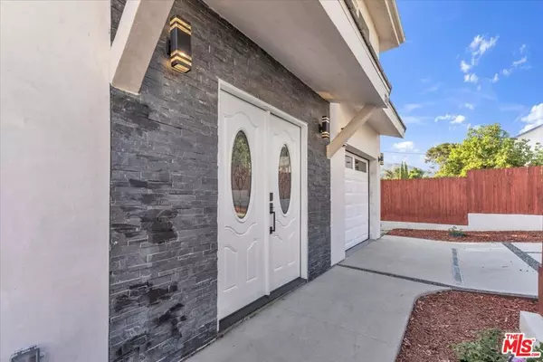 Tujunga, CA 91042,10347 Hillhaven AVE