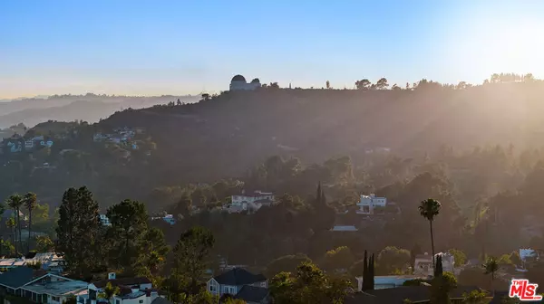 Los Angeles, CA 90027,3775 Amesbury RD