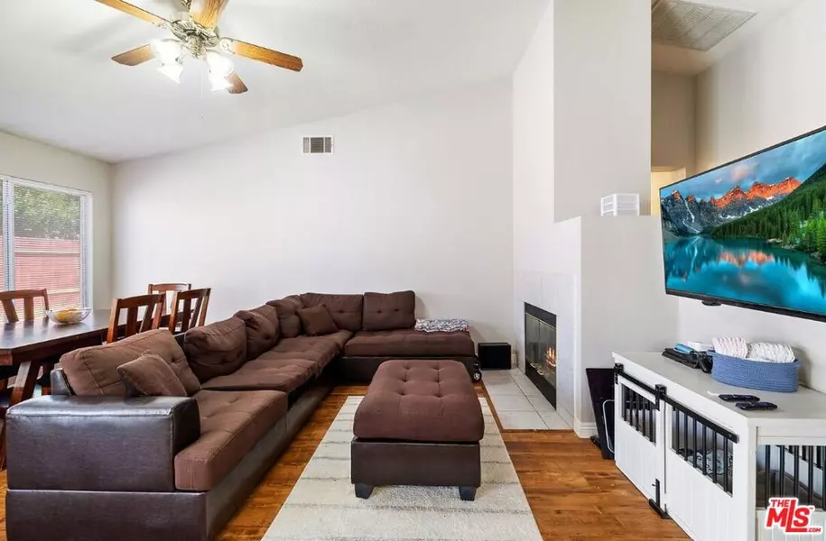2156 Knollwood CT, Rosamond, CA 93560