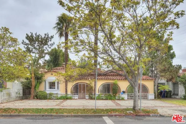 10864 Wellworth AVE, Los Angeles, CA 90024