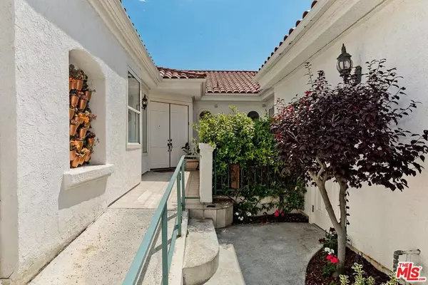 Pacific Palisades, CA 90272,2030 Palisades DR