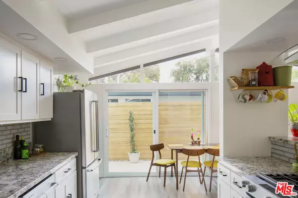 Reseda, CA 91335,6504 Rhea AVE
