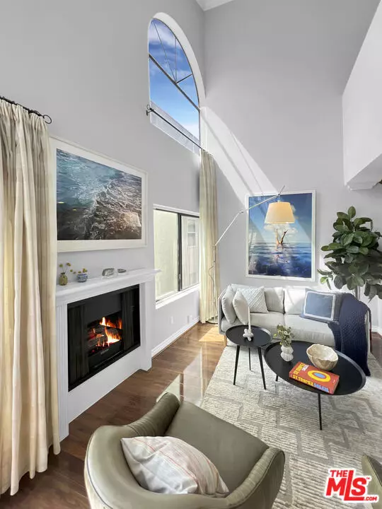 Studio City, CA 91604,4211 Arch DR #204