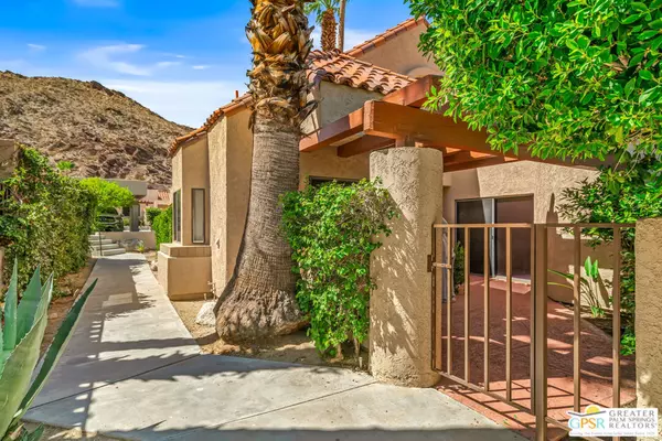 239 Canyon CIR, Palm Springs, CA 92264