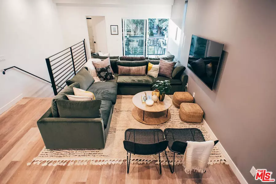 838 N Harvard BLVD #1/2, Los Angeles, CA 90029