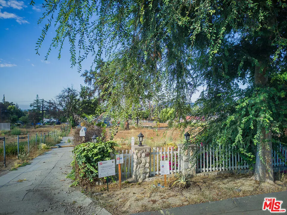 Altadena, CA 91001,42 E Harriet ST