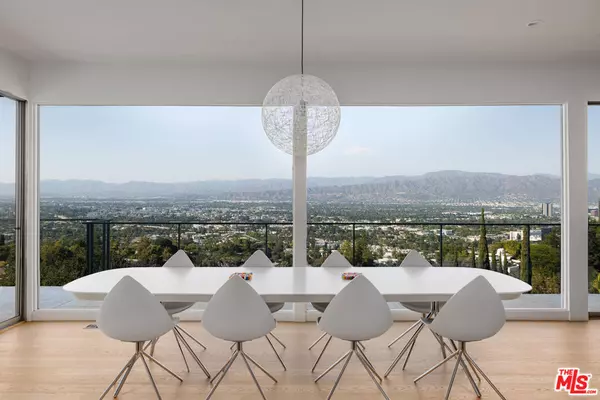 3268 Wrightwood DR, Studio City, CA 91604