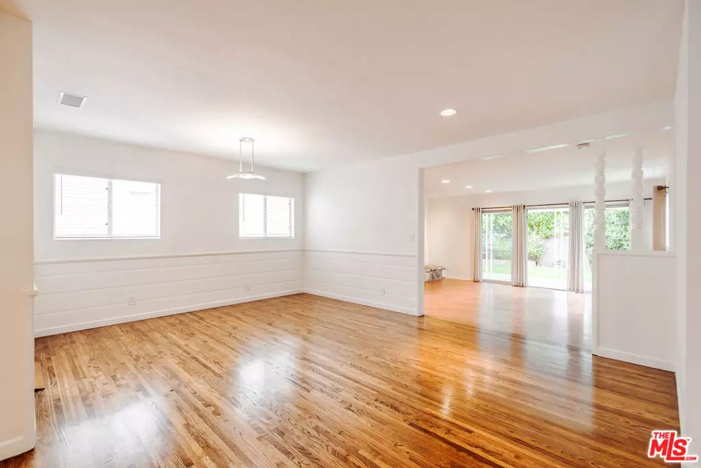Los Angeles, CA 90066,12800 STANWOOD DR