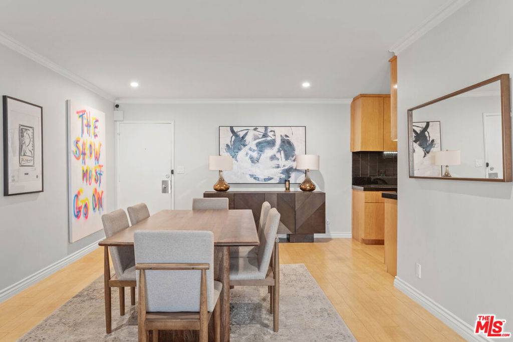 West Hollywood, CA 90069,705 Westmount DR #209