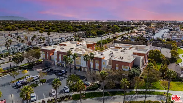 Oxnard, CA 93035,1901 S Victoria AVE #112