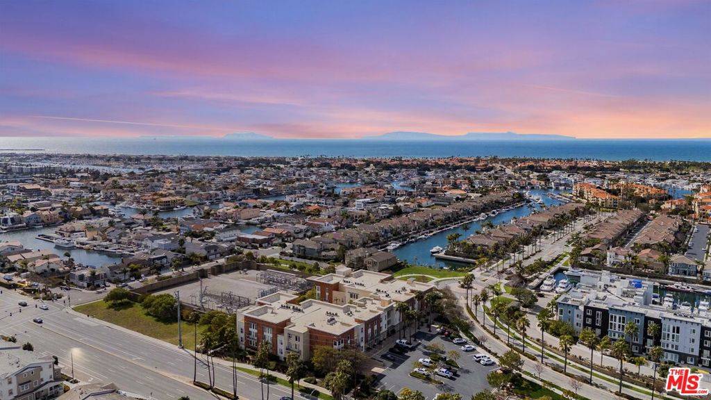 1901 S Victoria AVE #112, Oxnard, CA 93035