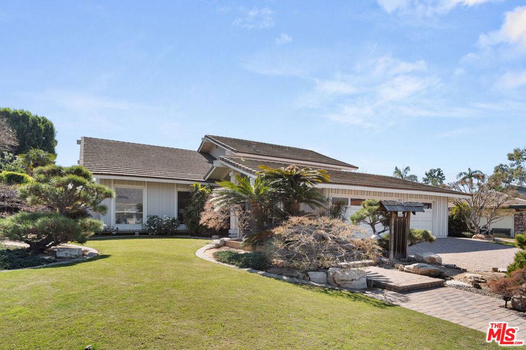 Villa Park, CA 92861,17992 Huntington CIR