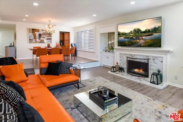 Encino, CA 91316,17130 Burbank BLVD #201