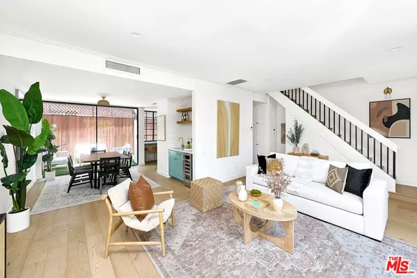 Santa Monica, CA 90402,713 9th ST #3