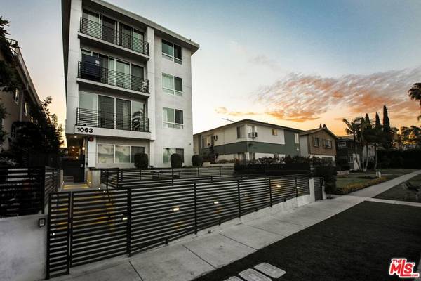 1063 S Wooster ST, Los Angeles, CA 90035