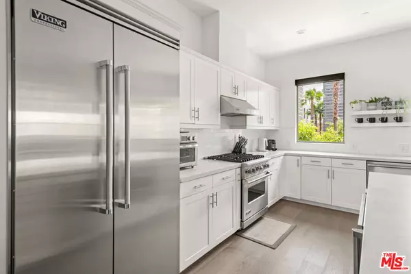 Los Angeles, CA 90094,5848 Suncatcher PL #1
