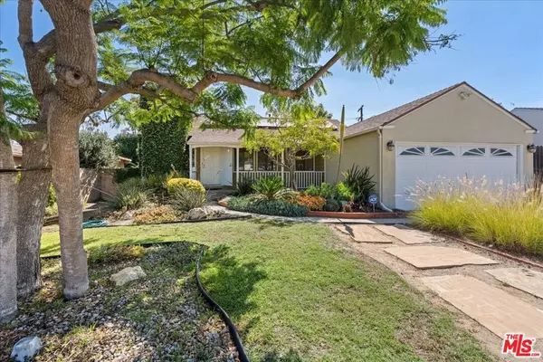 8116 Belford AVE, Los Angeles, CA 90045