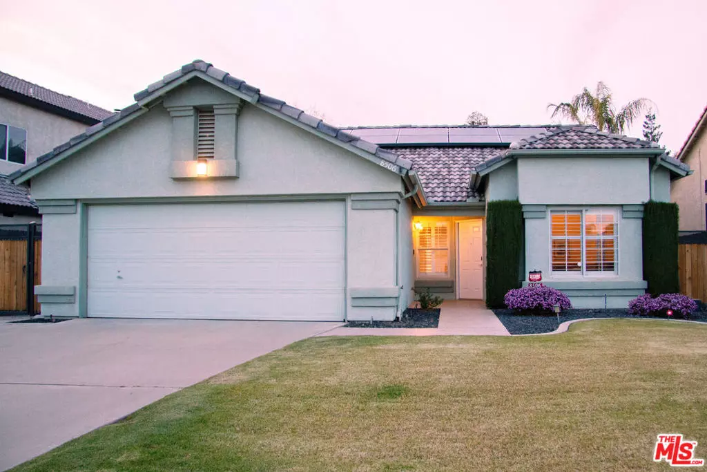 Bakersfield, CA 93312,8506 Blue Heron DR
