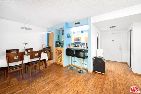 Culver City, CA 90230,5600 Kensington WAY #1