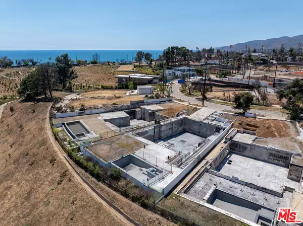 Pacific Palisades, CA 90272,15209 De Pauw ST