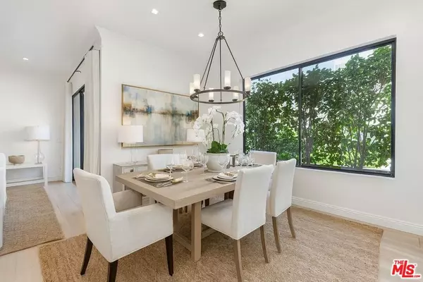 Los Angeles, CA 90067,2264 Century