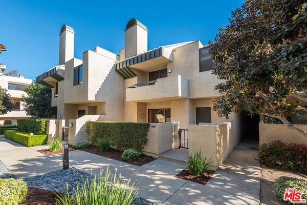 2471 CENTURY, Los Angeles, CA 90067