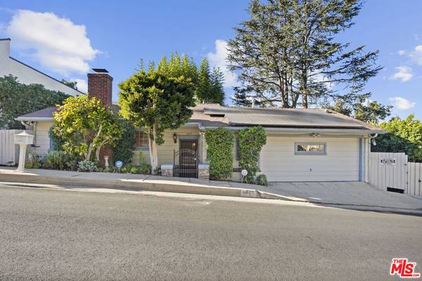 11579 Sunshine TER,  Studio City,  CA 91604