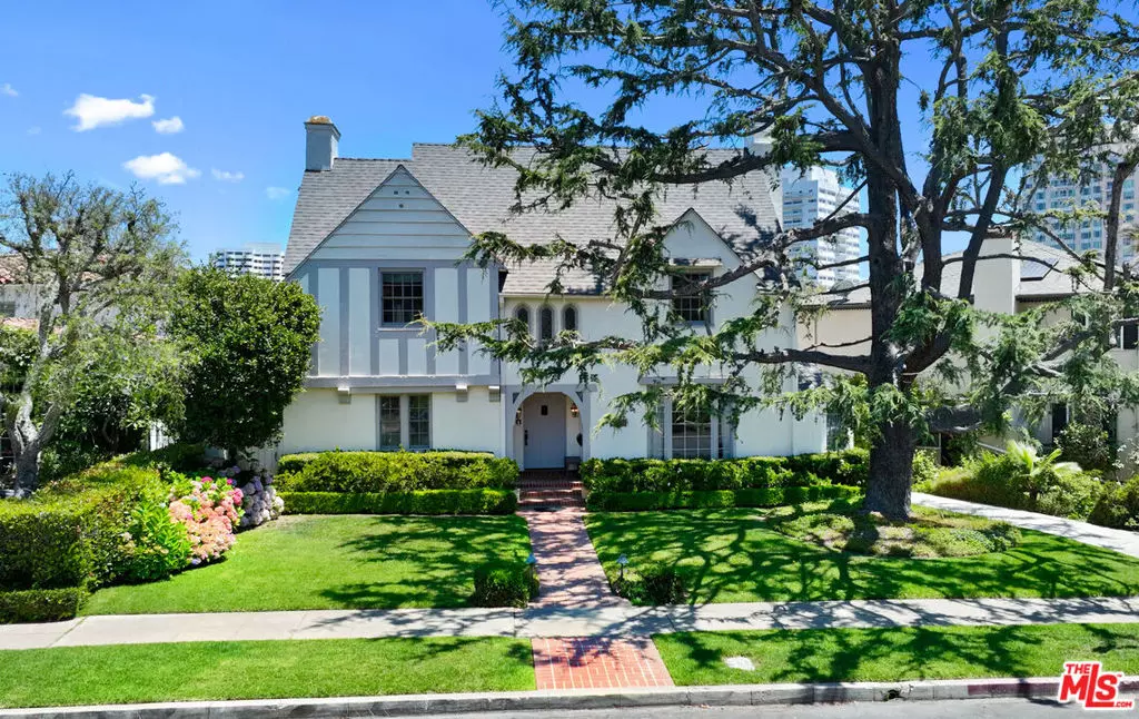 Los Angeles, CA 90024,10736 Le Conte AVE