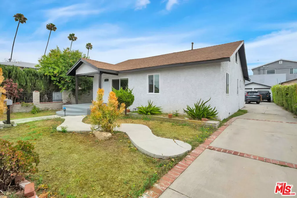 Los Angeles, CA 90044,1212 W 92nd ST