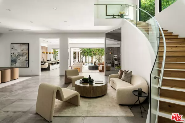 833 N Cherokee AVE, Los Angeles, CA 90038