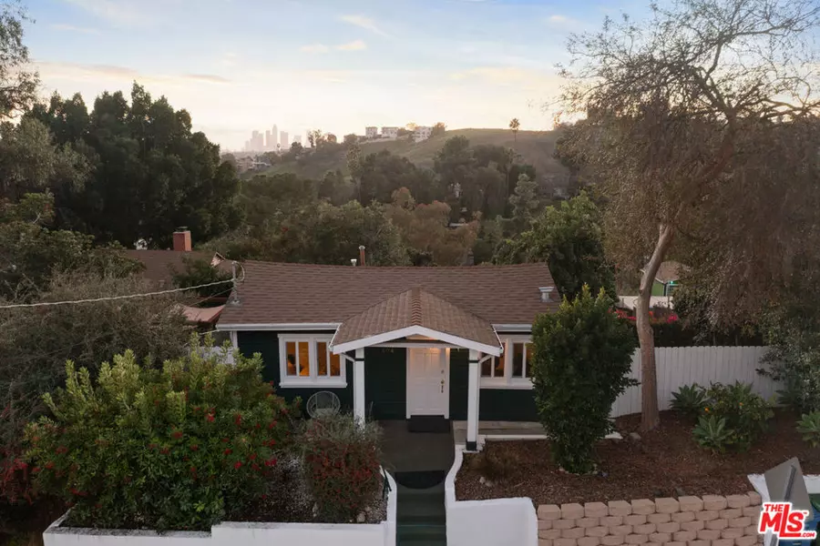 404 Canyon Vista DR, Los Angeles, CA 90065