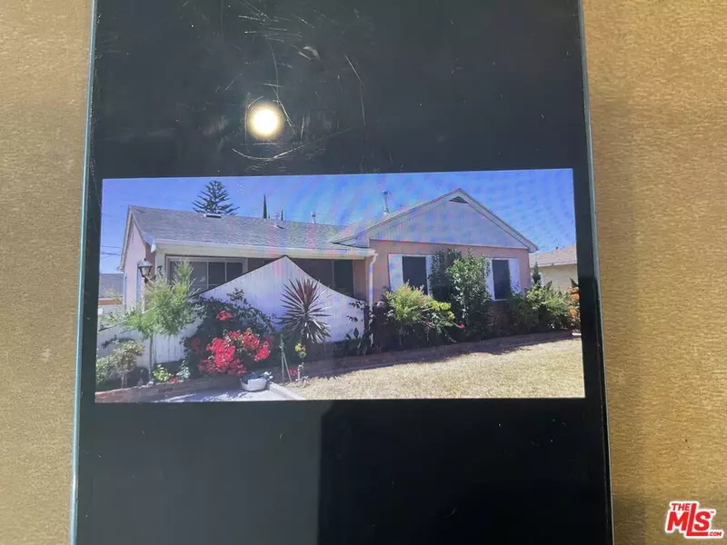 708 W 137th PL, Gardena, CA 90247