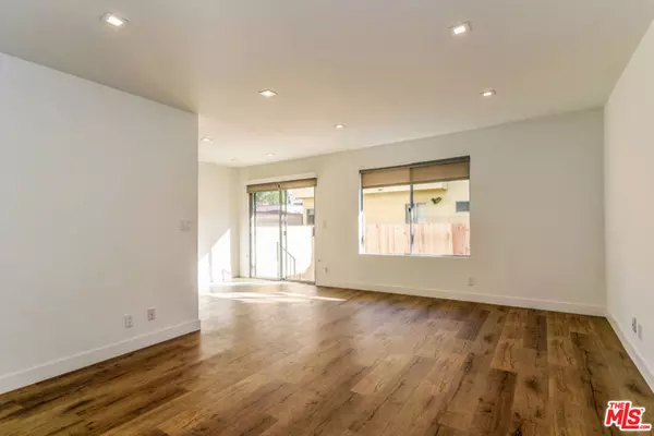 West Hollywood, CA 90048,610 N Orlando AVE #204