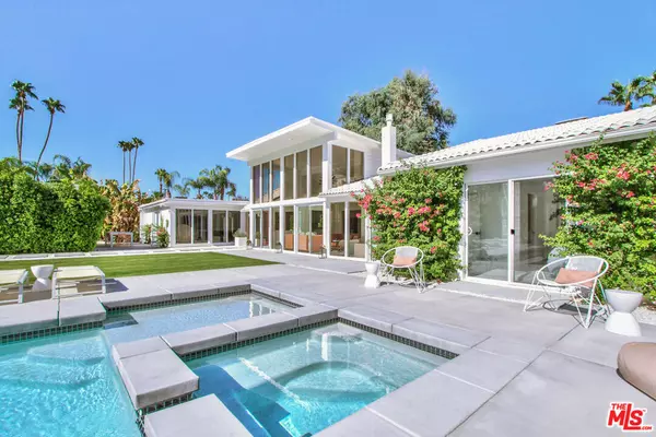 678 S Thornhill RD, Palm Springs, CA 92264
