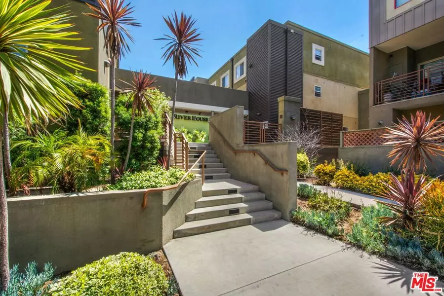 2974 Ripple PL #203, Los Angeles, CA 90039