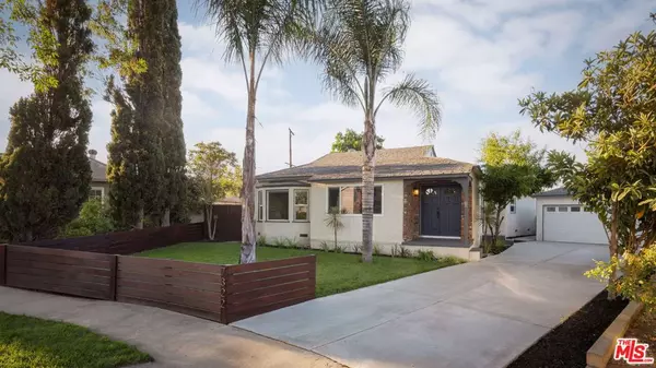 Van Nuys, CA 91406,7822 Peach AVE