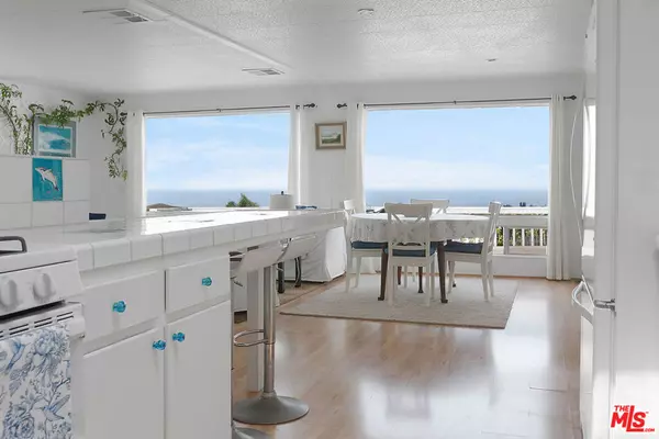 Malibu, CA 90265,29500 Heathercliff #252