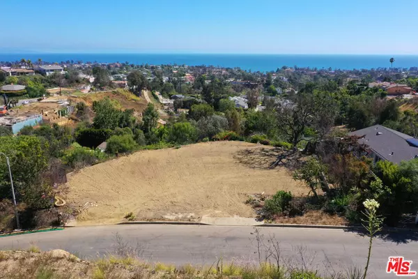 1243 Las Lomas AVE, Pacific Palisades, CA 90272