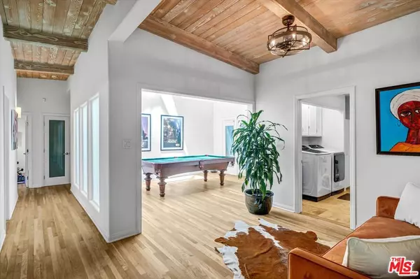 Playa Del Rey, CA 90293,265 Redlands ST