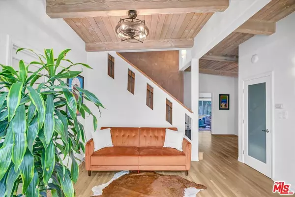 Playa Del Rey, CA 90293,265 Redlands ST