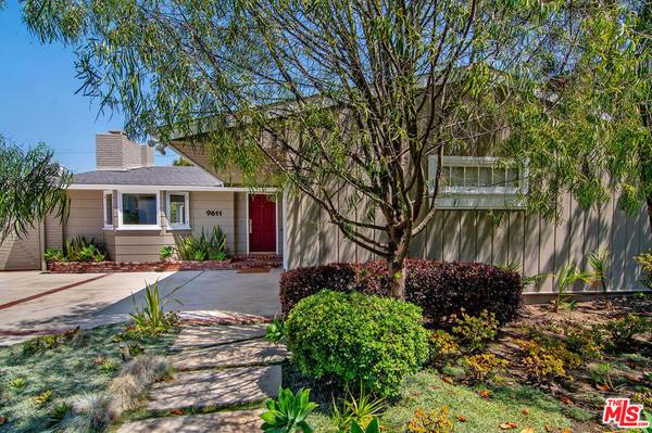 9611 Cresta DR, Los Angeles, CA 90035