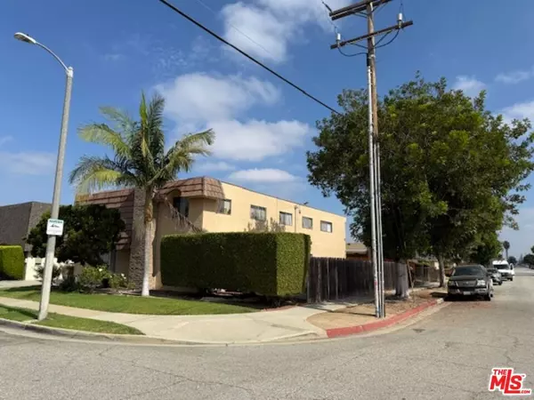 Gardena, CA 90249,2015 W 157th ST