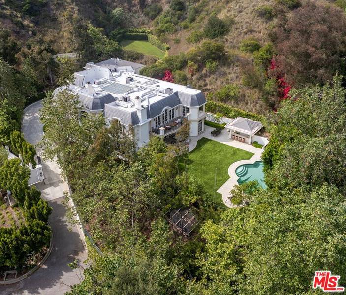 10509 Vestone WAY, Los Angeles, CA 90077