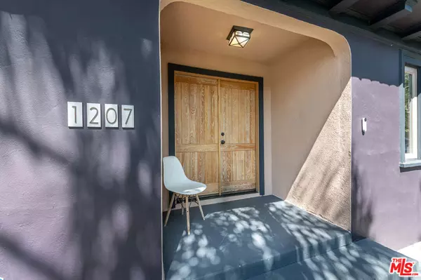 West Hollywood, CA 90046,1207 Poinsettia DR