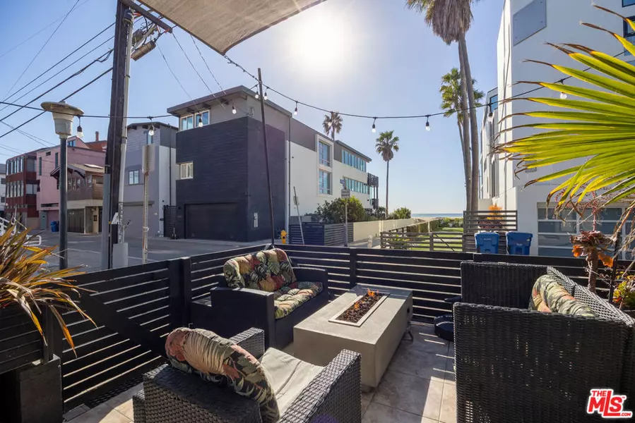 11 24th AVE #2, Venice, CA 90291